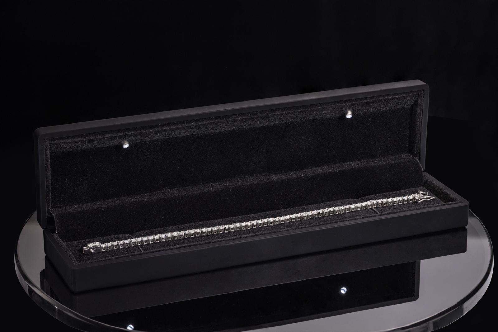 אם כבר בוחרים צמיד כמתנה - למה דווקא מואסנייט ?